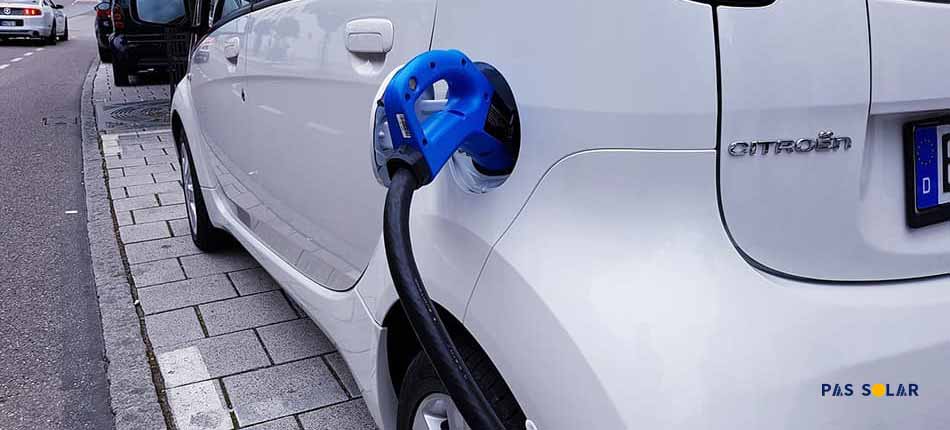 Do-I-need-to-have-a-smart-electric-vehicle-charging
